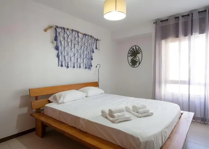 Na Zona Ribeirinha Portimão